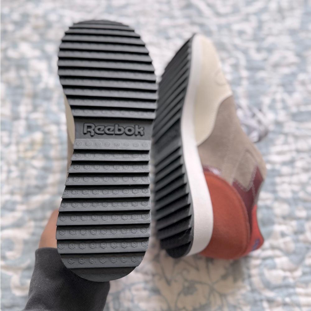 Reebok Cream, Red, and Tan Casual Sneakers NWOT - Picture 2 of 4